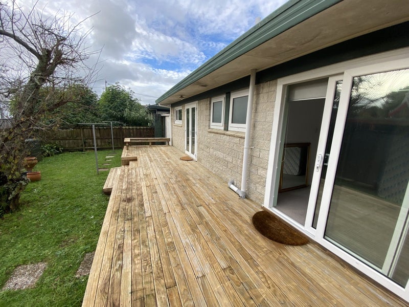 7B Saxon Street, Waterview, Auckland - Carousel 7