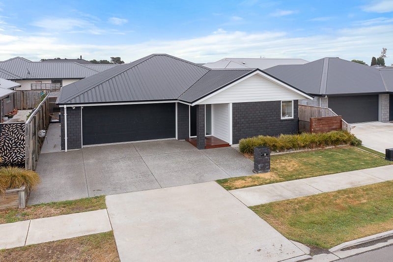 6 Catalina Crescent, Burleigh, Blenheim - Carousel 1