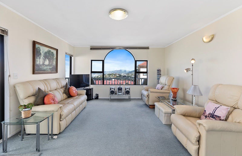 14B Imran Terrace, Khandallah, Wellington - Carousel 2