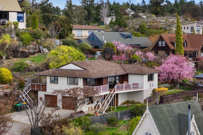 9 O'Neill Crescent, Bridge Hill, Alexandra - Carousel 1