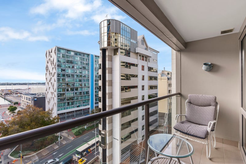 8E/1 Emily Place, Auckland Central, Auckland - Carousel 1