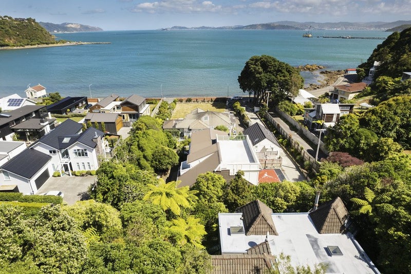 17 Dillon Street, Lowry Bay, Lower Hutt - Carousel 14