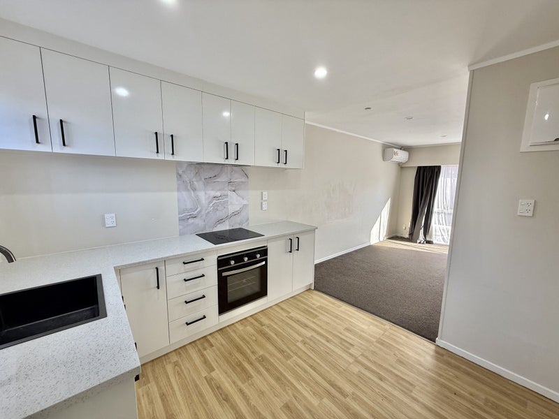 4/94 Beaumonts Way, Manurewa, Auckland - Carousel 2