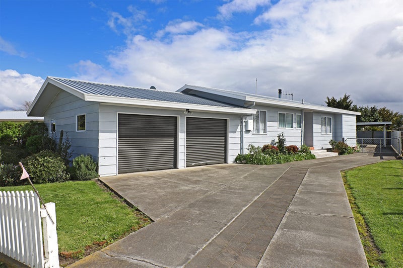 1310 Jellicoe Street, Mayfair, Hastings - Carousel 1
