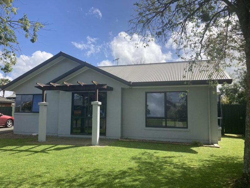 5 Ernest Road, Fairview Downs, Hamilton - Carousel 1