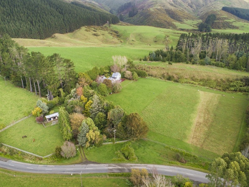 408 Scotts Road, Linton, Palmerston North - Carousel 1