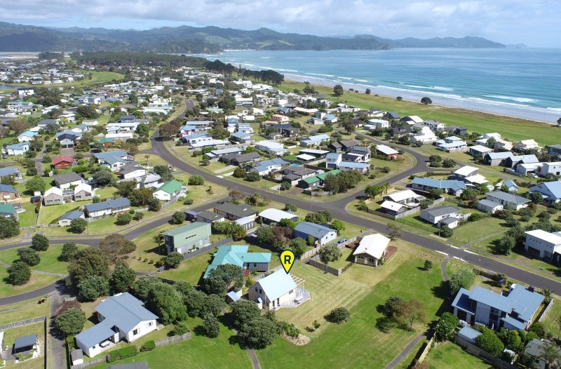 135 Kowhai Avenue, Matarangi, Whitianga - Carousel 1