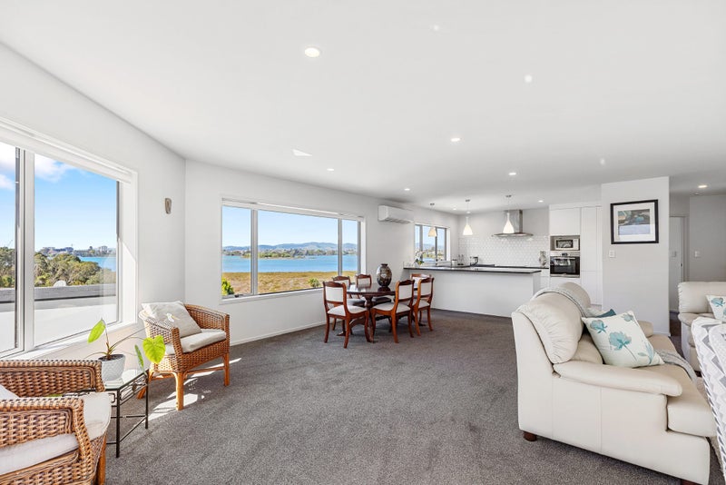 11 Coach Drive, Otumoetai, Tauranga - Carousel 2