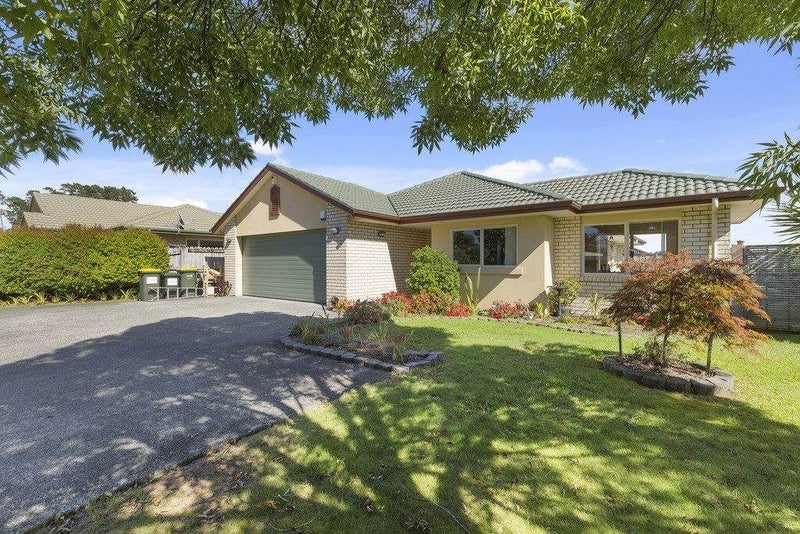 9 Lantern Court, Henderson, Auckland - Carousel 1