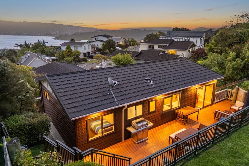 2/75 Eskdale Road, Papakowhai, Porirua - Carousel 1