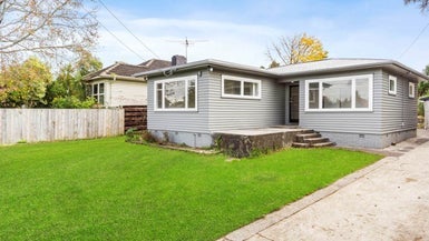 57 Wedgwood Avenue, Mangere East, Auckland - Carousel 1