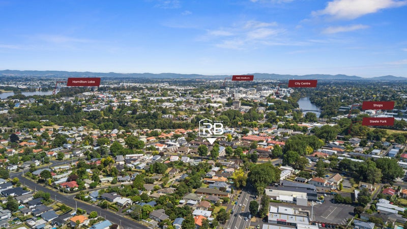 1/15 Albert Street, Hamilton East, Hamilton - Carousel 15