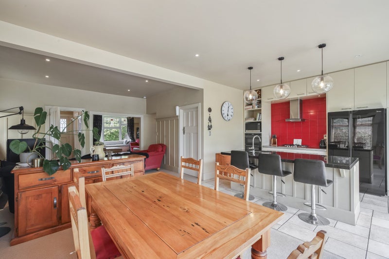 35 Aylmer Street, Somerfield, Christchurch - Carousel 2