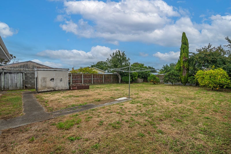 2 Charwell Place, Highbury, Palmerston North - Carousel 15