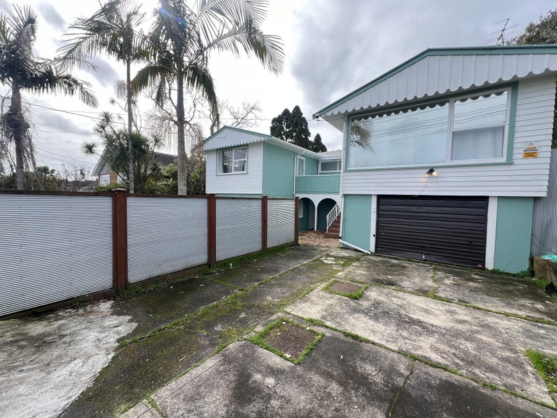 5 Lynn Road, Bayview, Auckland - Carousel 1