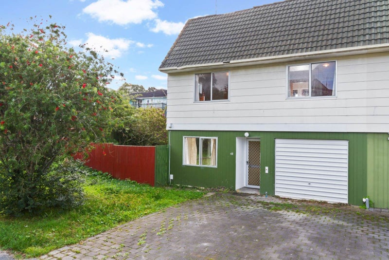 43 Kohekohe Street, New Lynn, Auckland - Carousel 1