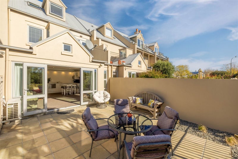 42 Beechwood Drive, Northwood, Christchurch - Carousel 1