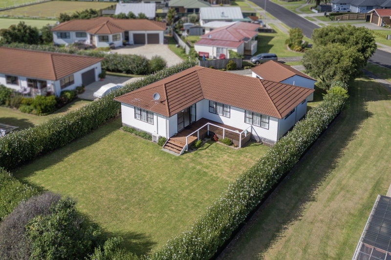 28 Springbok Avenue, Whitianga - Carousel 1