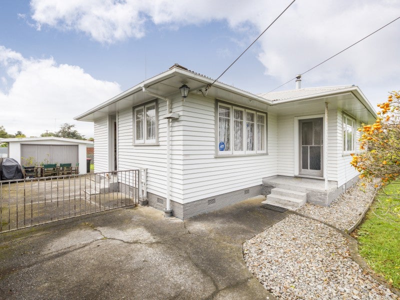 61 Kettle Avenue, Awapuni, Palmerston North - Carousel 2