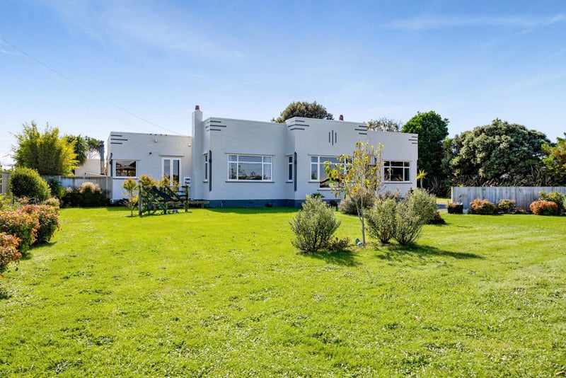 330 South Road, Hawera - Carousel 1