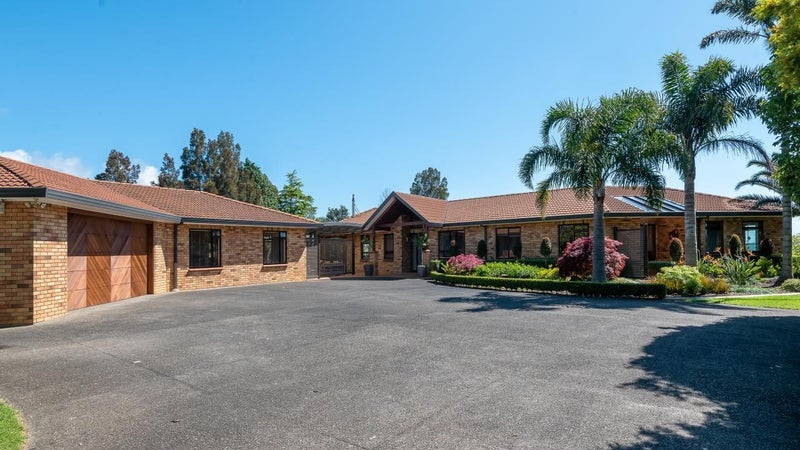 70 Holdens Road, Papakura - Carousel 1