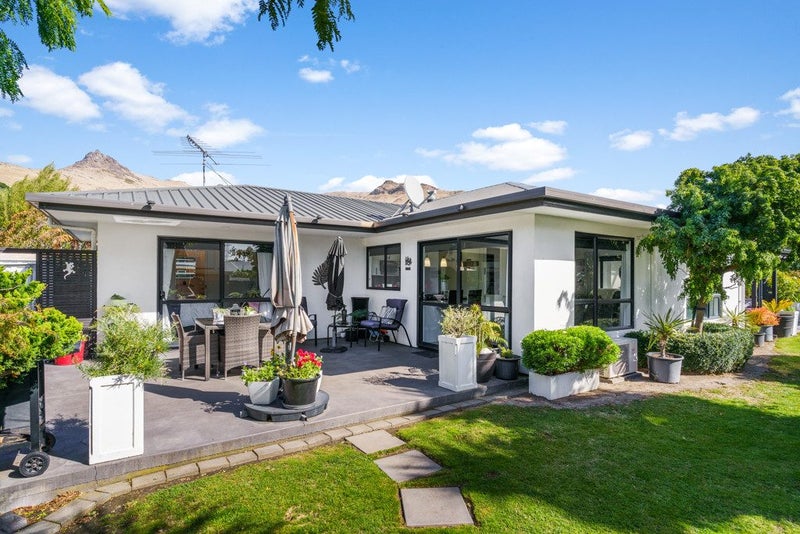 6 Castleview Lane, Heathcote Valley, Christchurch - Carousel 1