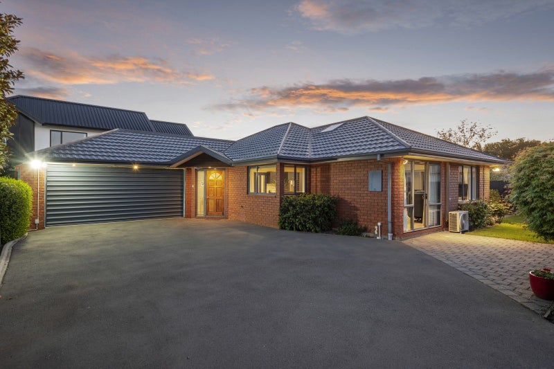 46 Oxley Avenue, St Albans, Christchurch - Carousel 1