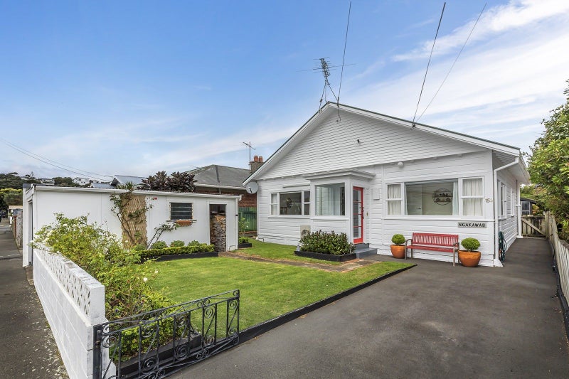 154 Rongotai Road, Kilbirnie, Wellington - Carousel 1