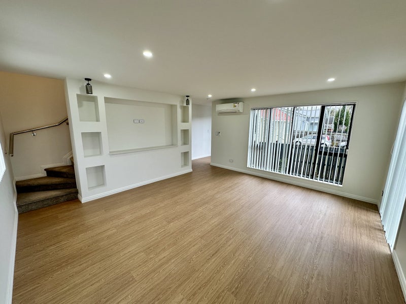 9 Parrish Road, Sandringham, Auckland - Carousel 1