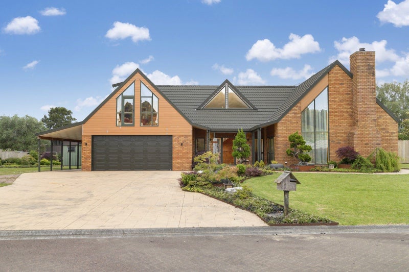 8 Mark Williams Place, Papakura - Carousel 2