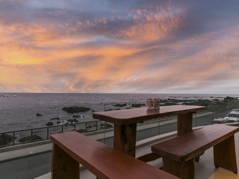 110 Owhiro Bay Parade, Owhiro Bay, Wellington - Carousel 1