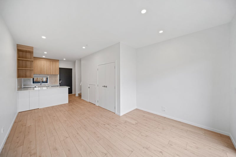 7/97 Atkinson Road, Titirangi, Auckland - Carousel 2