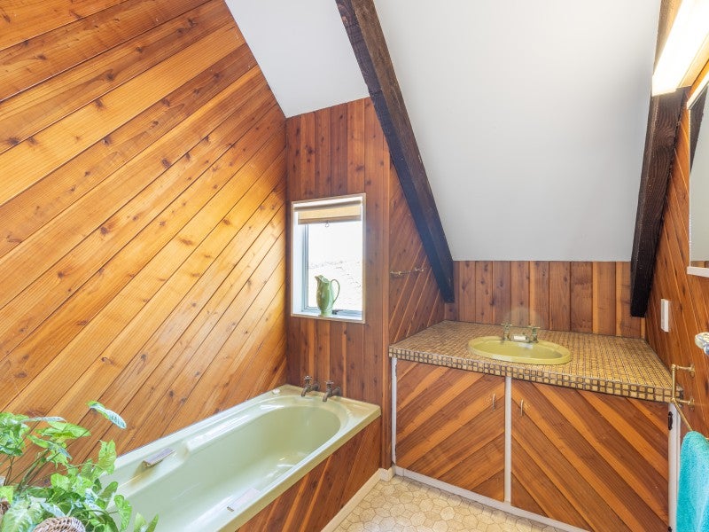 12A Bronte Place, Whalers Gate, New Plymouth - Carousel 26