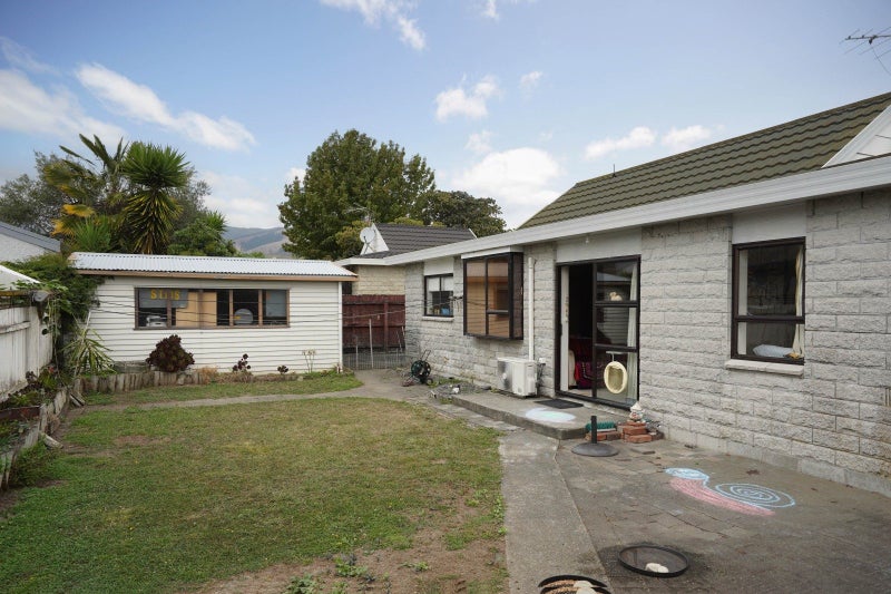 1/60 Songer Street, Stoke, Nelson - Carousel 1