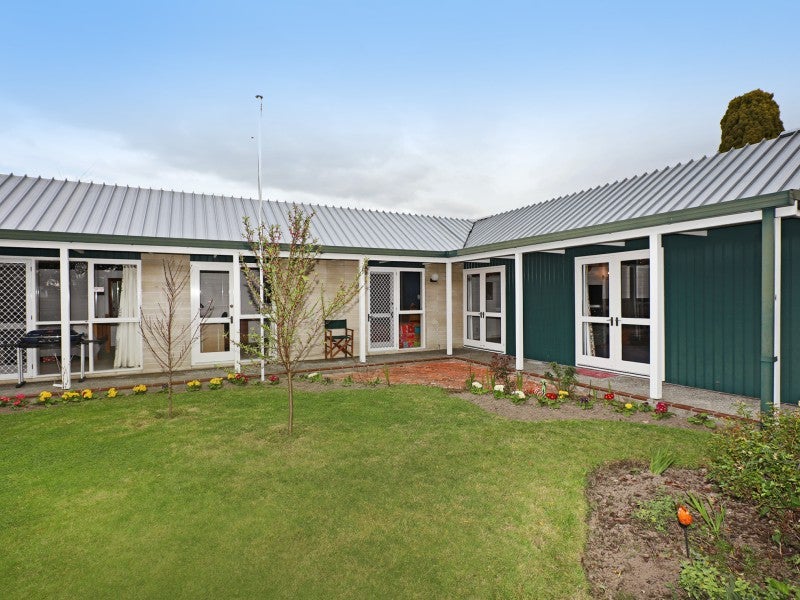 4 Bowen Place, Tamatea, Napier - Carousel 1