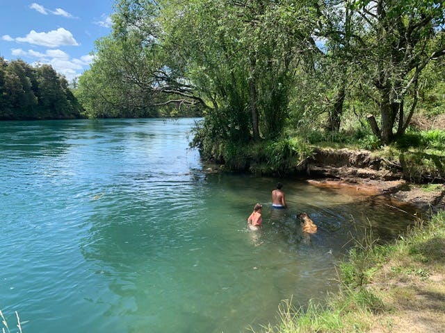 1507 River Road, Broadlands - Carousel 1