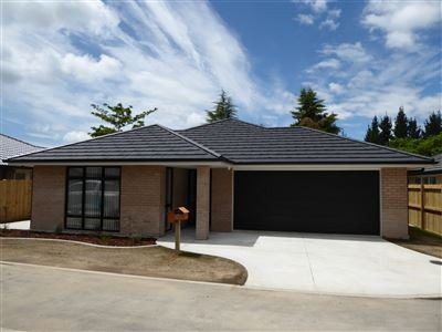 8 Himalayan Close, Judea, Tauranga - Carousel 2