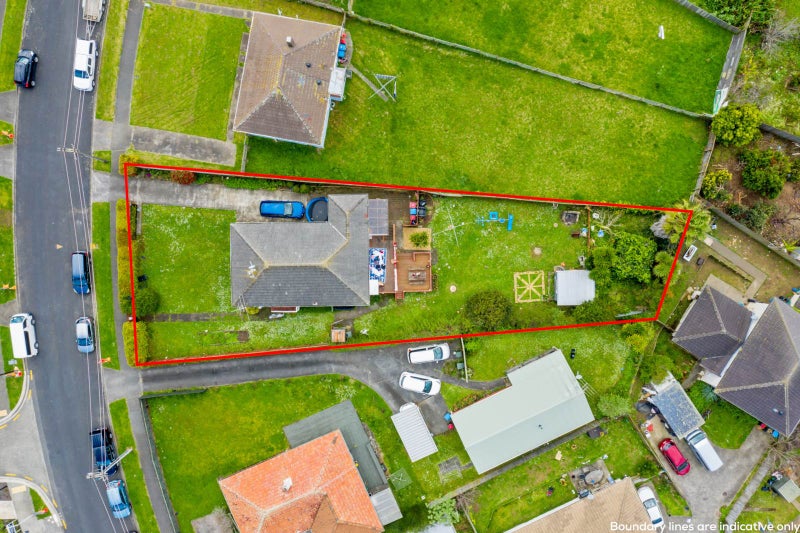 135 Leybourne Circle, Glen Innes, Auckland - Carousel 1