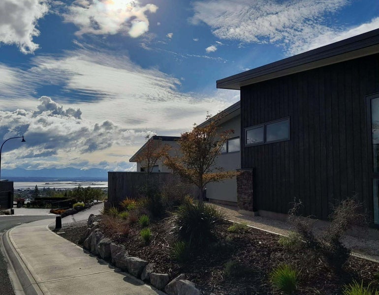 12 Hill Tops Way, Stoke, Nelson - Carousel 2