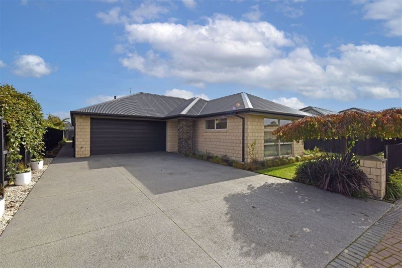 14 Kilbrannan Close, Broomfield, Christchurch - Carousel 20