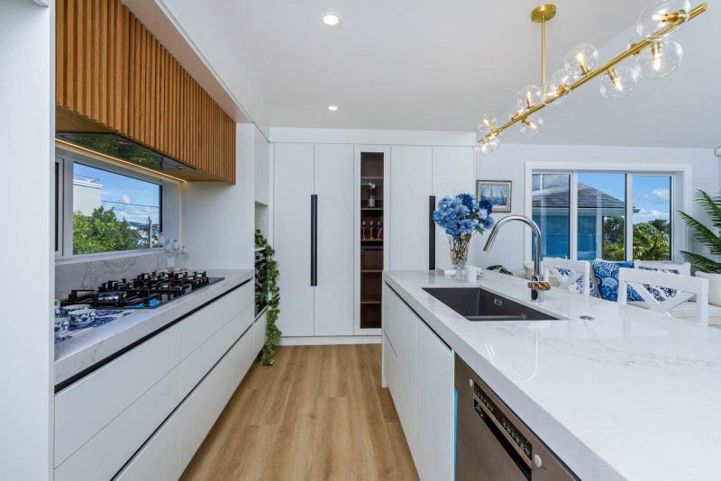 7B Garadice Road, Rothesay Bay, Auckland - Carousel 2