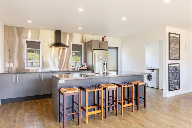 1599 State Highway 2, Waipawa, Waipawa - Carousel 2