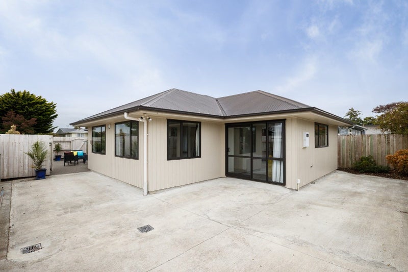 170 Tremaine Avenue, Westbrook, Palmerston North - Carousel 13