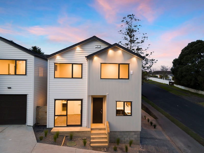 5A Topliss Drive, Northcross, Auckland - Carousel 1