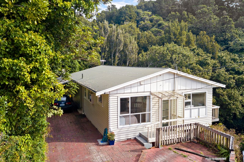 11 Churchill Drive, Wilton, Wellington - Carousel 2