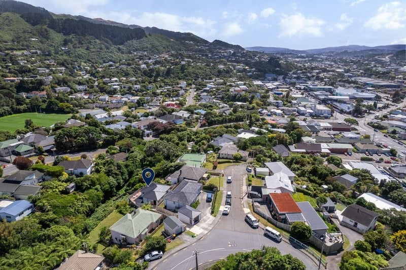 1A Te Reinga View, Tawa, Wellington - Carousel 20