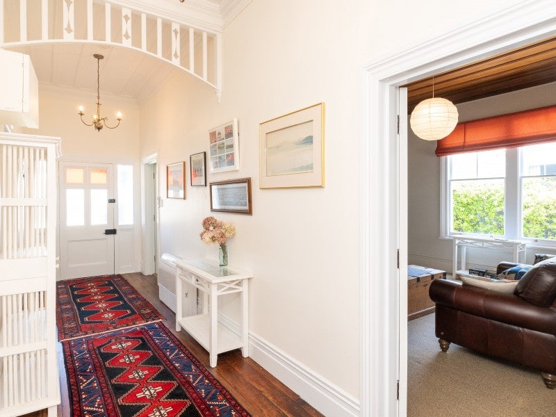 12 Meeanee Quay, Westshore, Napier - Carousel 2