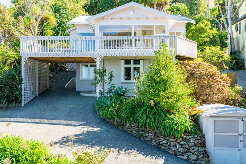 136 Beach Road, Onerahi, Whangarei - Carousel 1