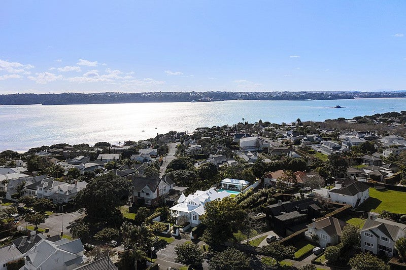 60 Marine Parade, Herne Bay, Auckland - Carousel 15