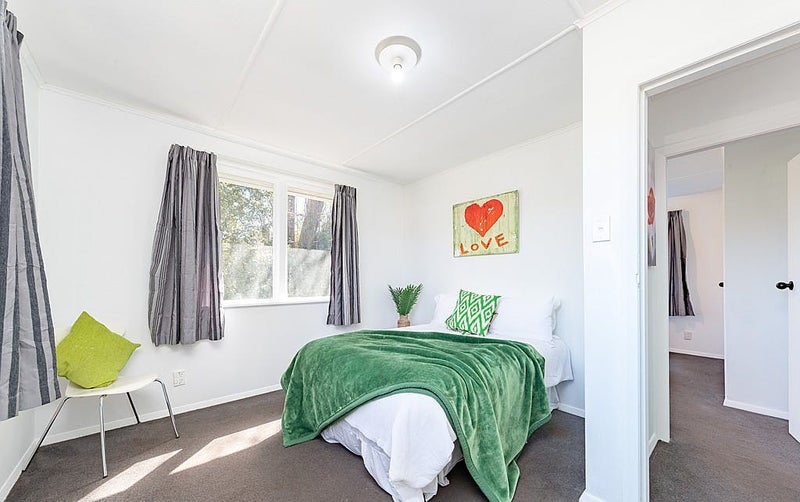 191 Mungavin Avenue, Cannons Creek, Porirua - Carousel 2